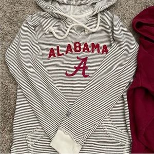 Size S. Excellent condition. Only worn once.